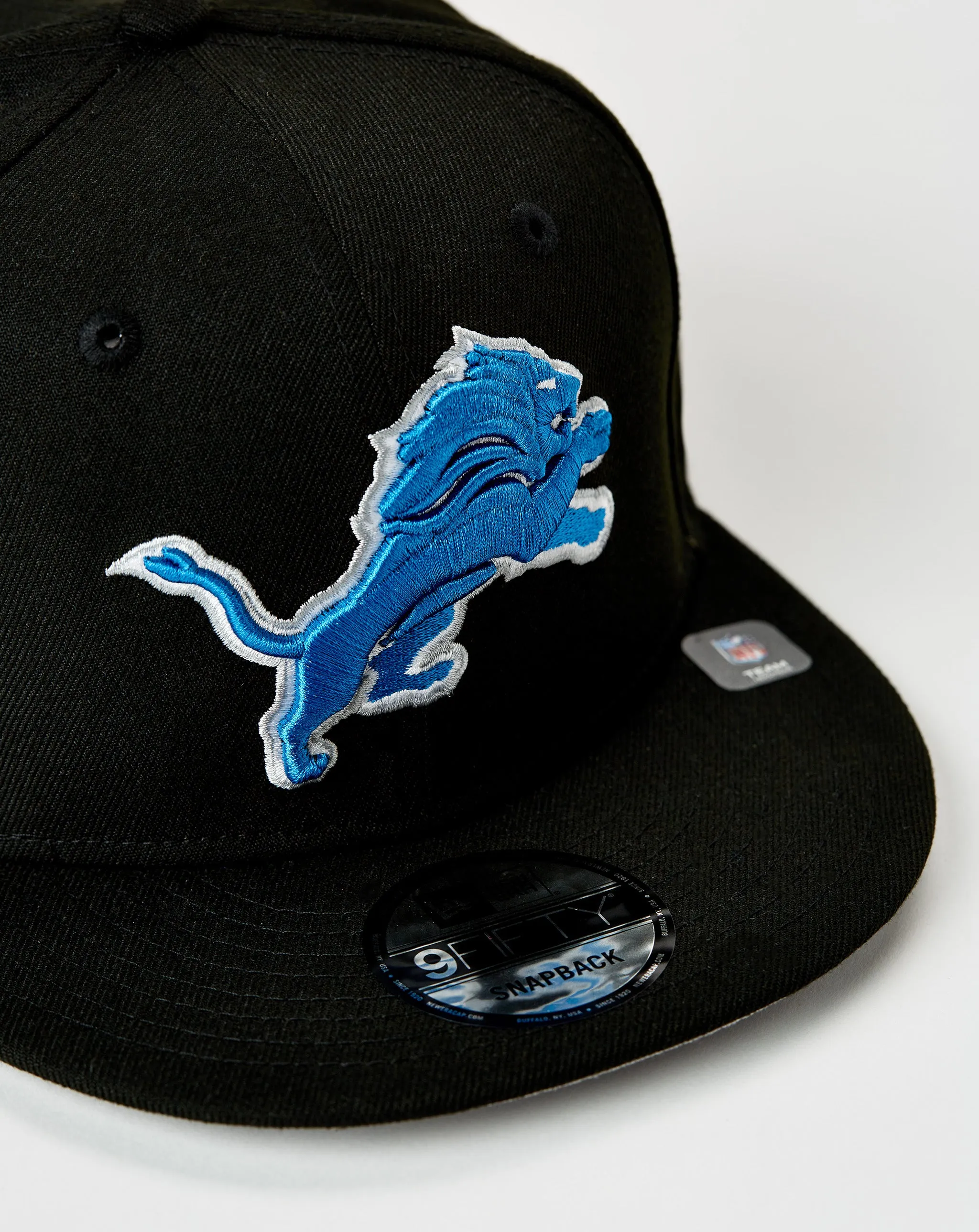 Classic NFL Detroit Lions 950 Basic Snap Hat