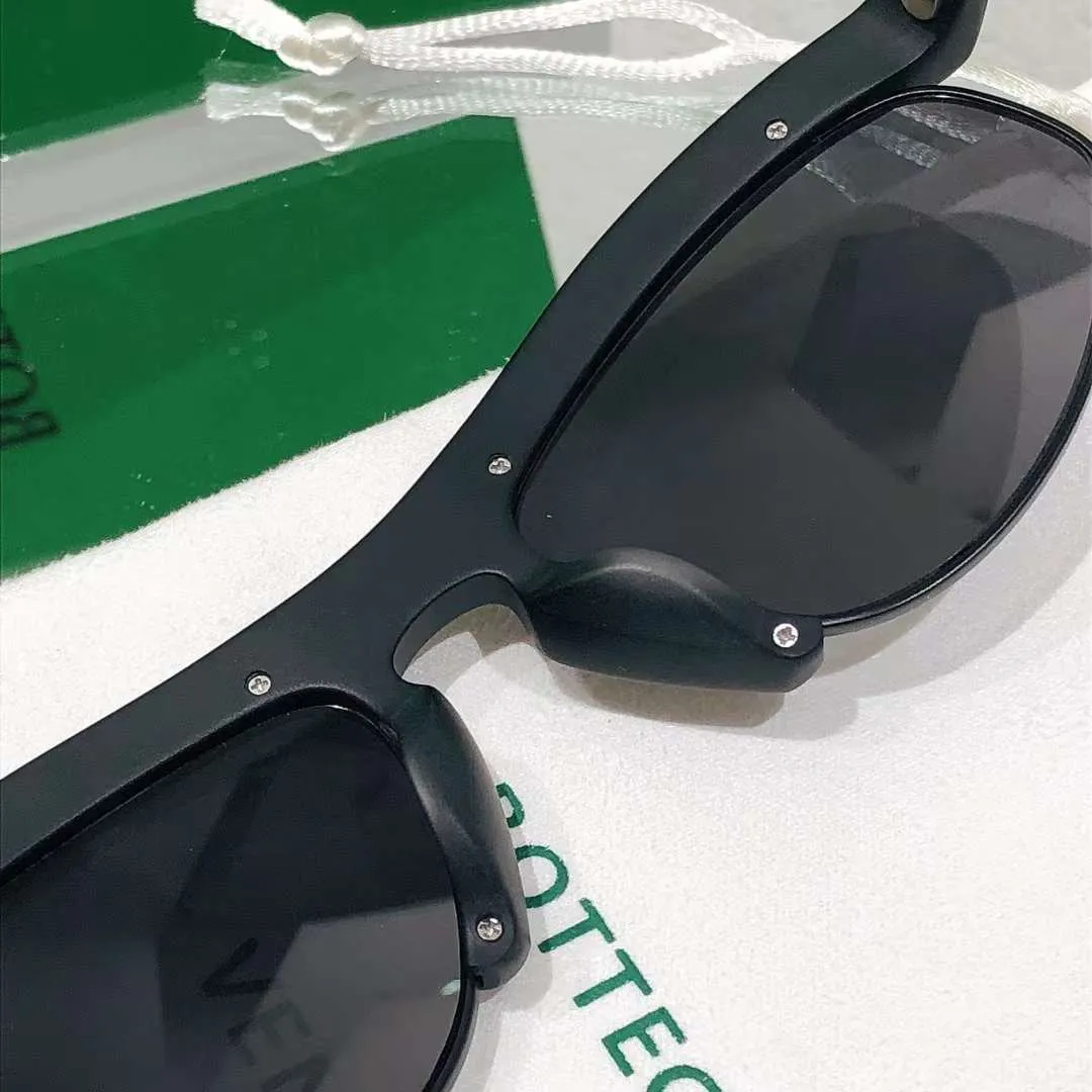 Sporty Oval Sunglasses