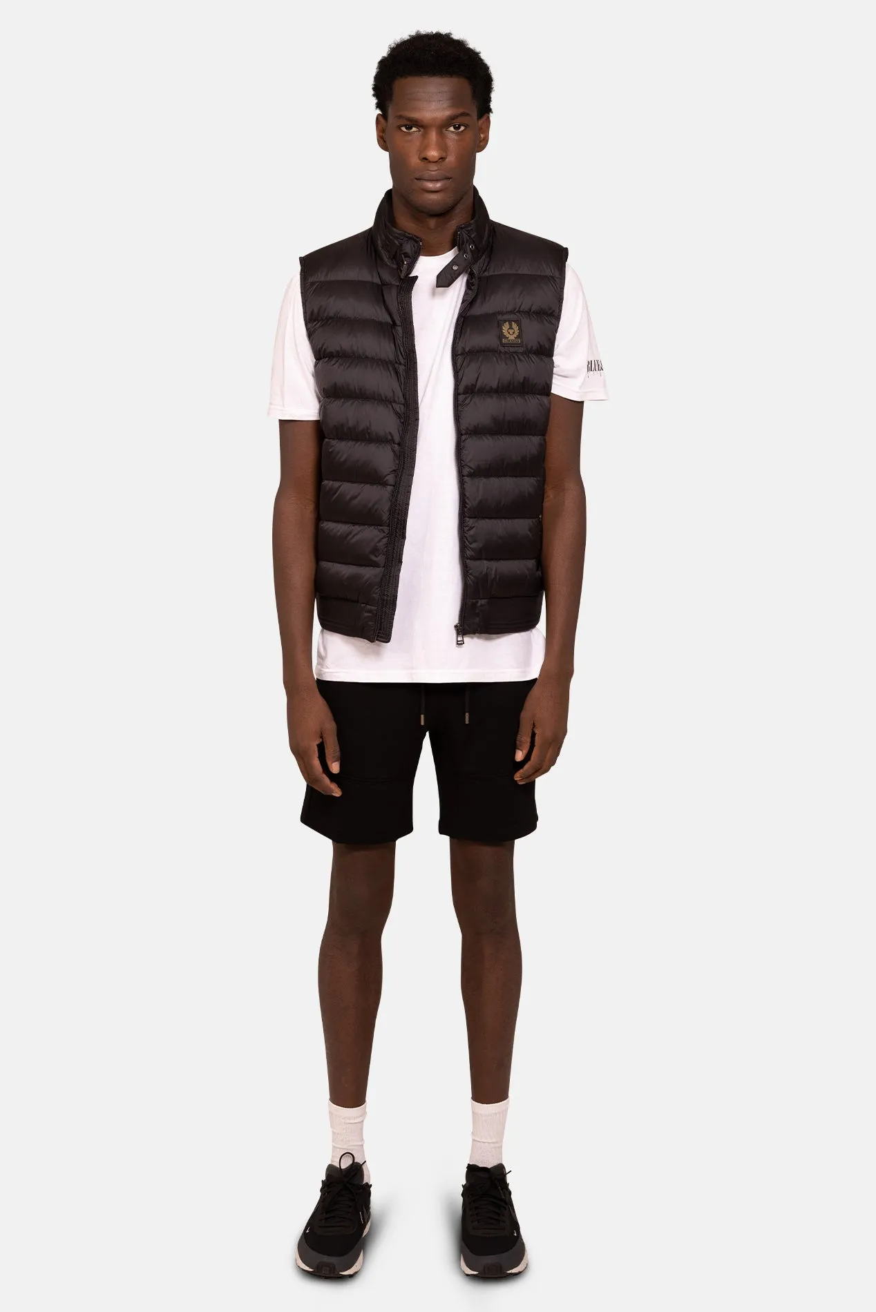 Black Sleeveless Outdoor Vest