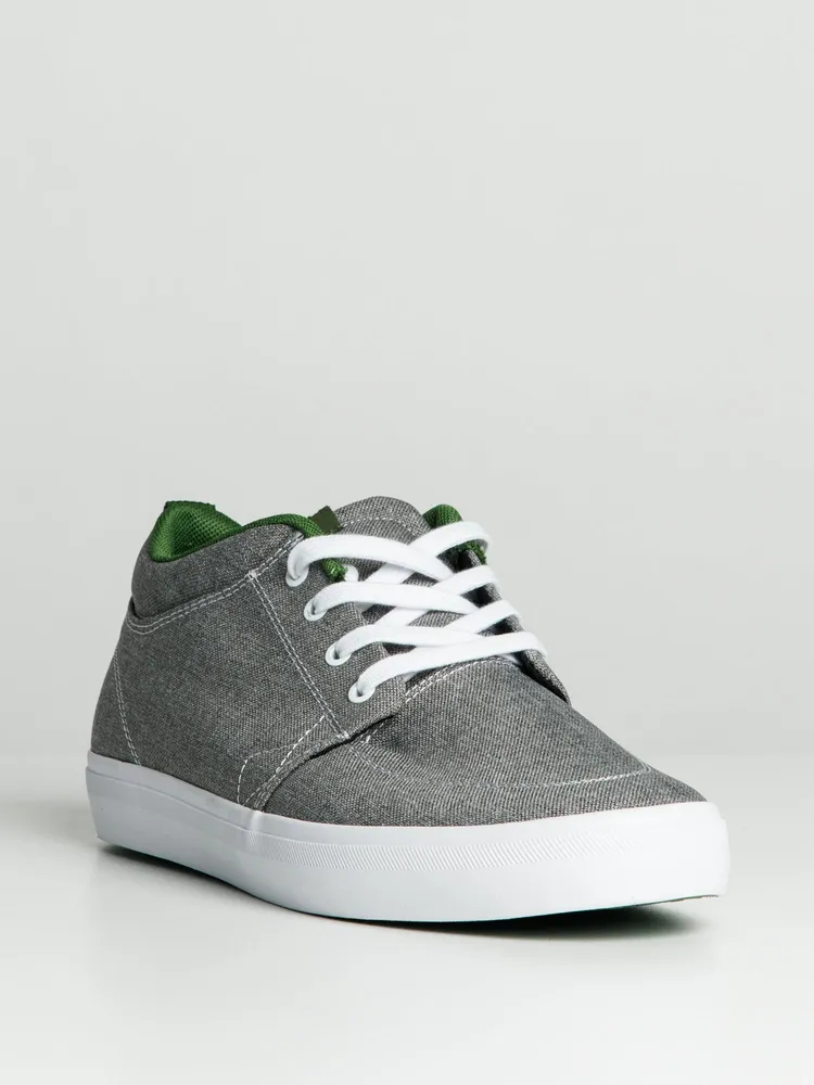 Clearance Men's Globe GS Chukka Sneaker