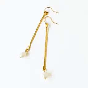 Freshwater Pearl Stick Earrings for a Minimalist Look