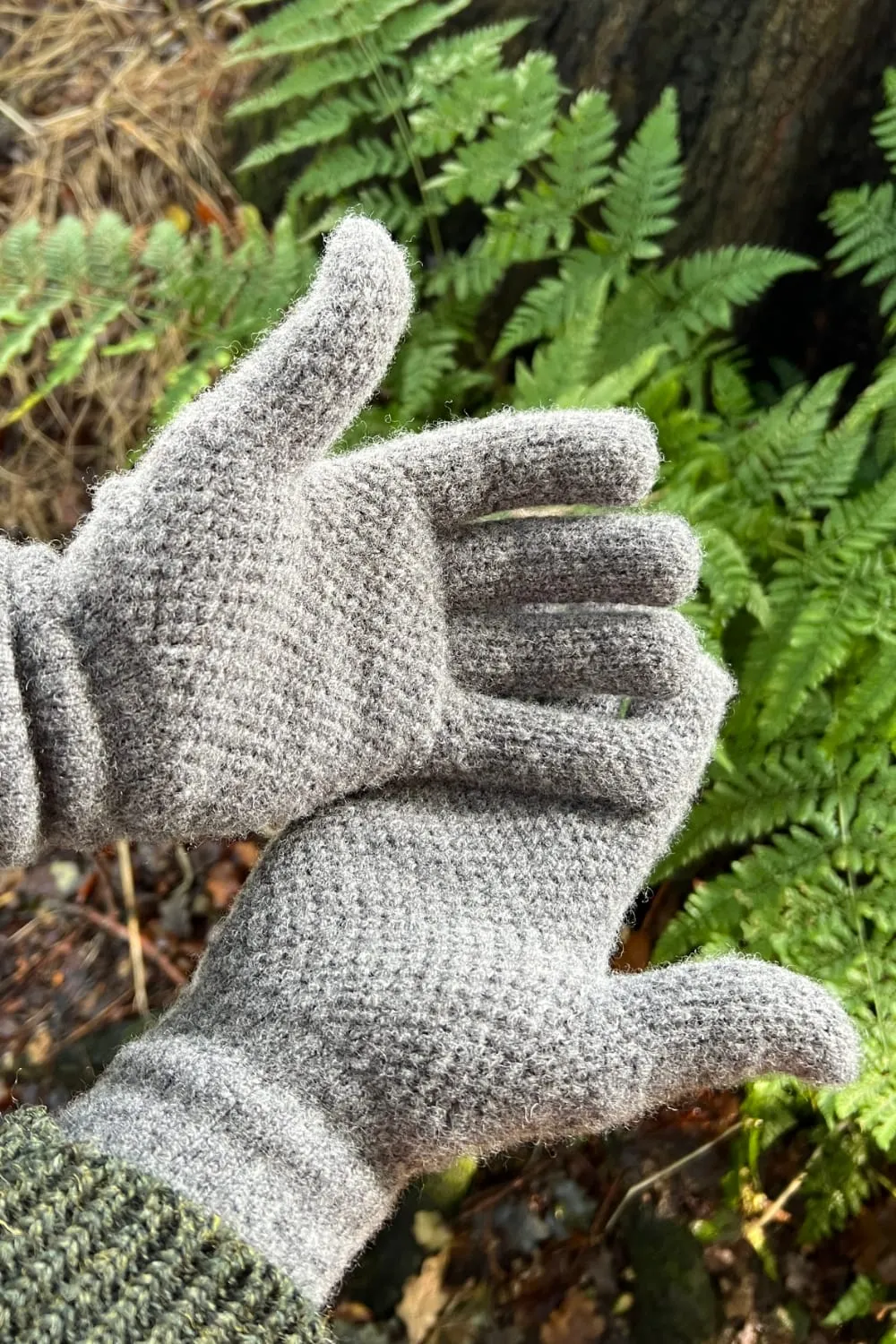 Gloves Lovely Grey