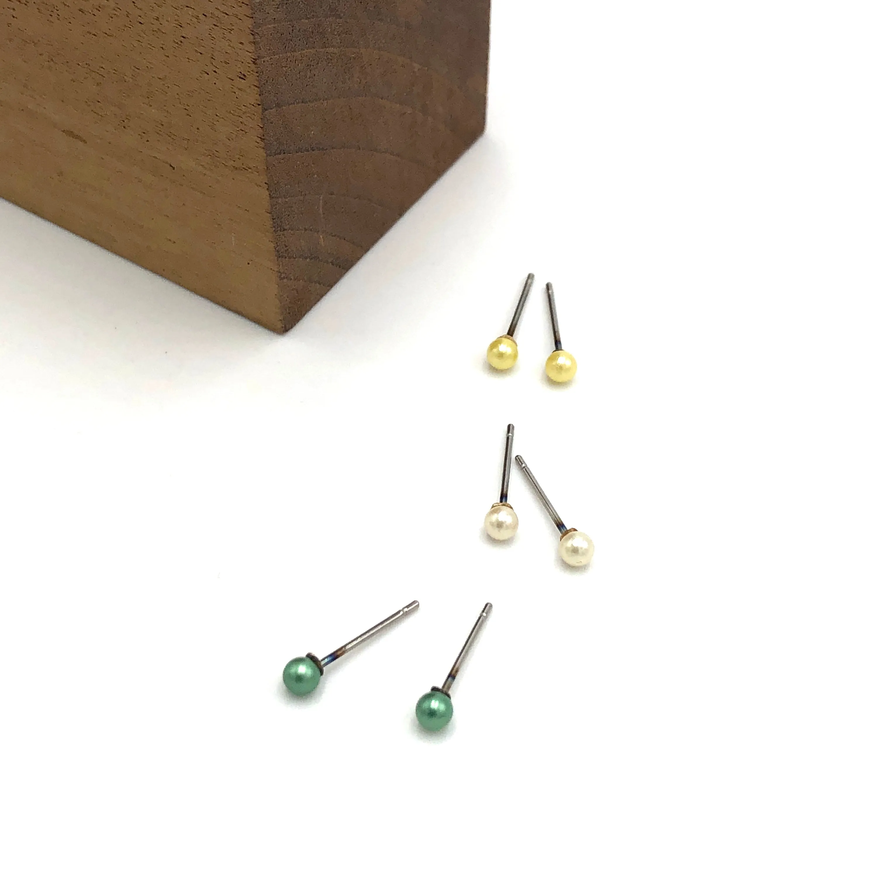 Green Yellow & White Tiny Studs Earrings Set