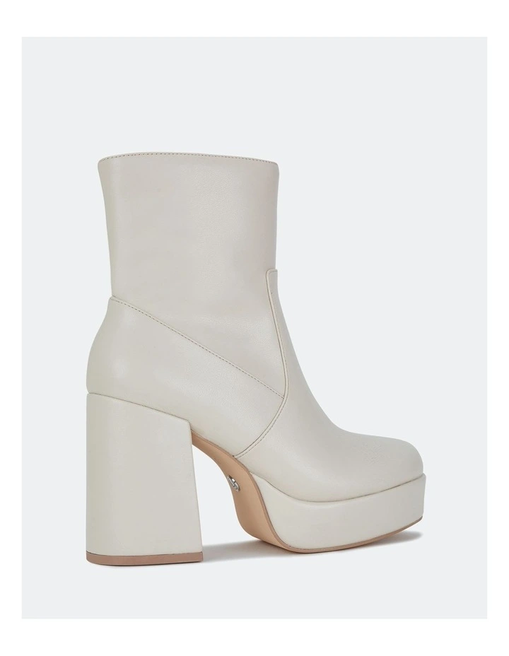 Jealous Boots in Cream