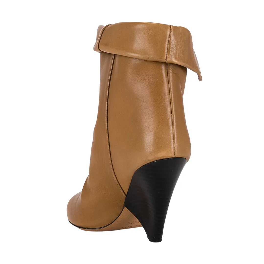 Fashionable Women's Boots