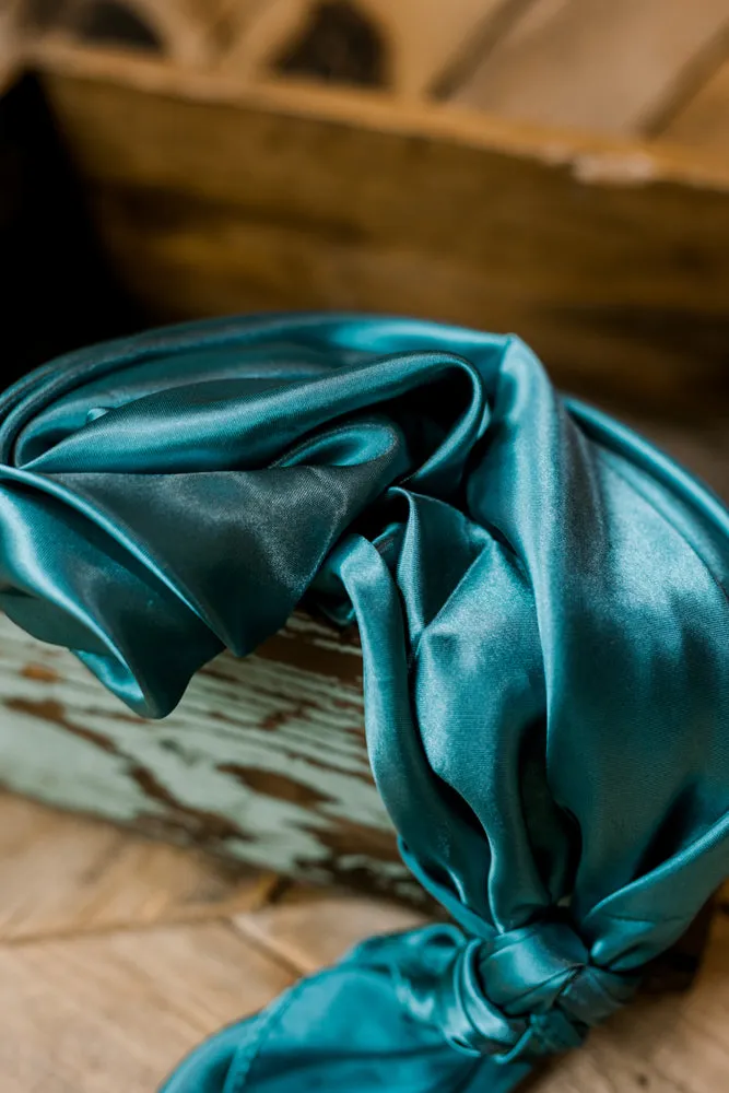 Madonna Solid Turquoise Wild Rag