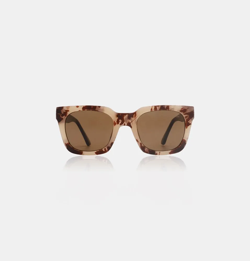 Nancy Hornet Sunglasses