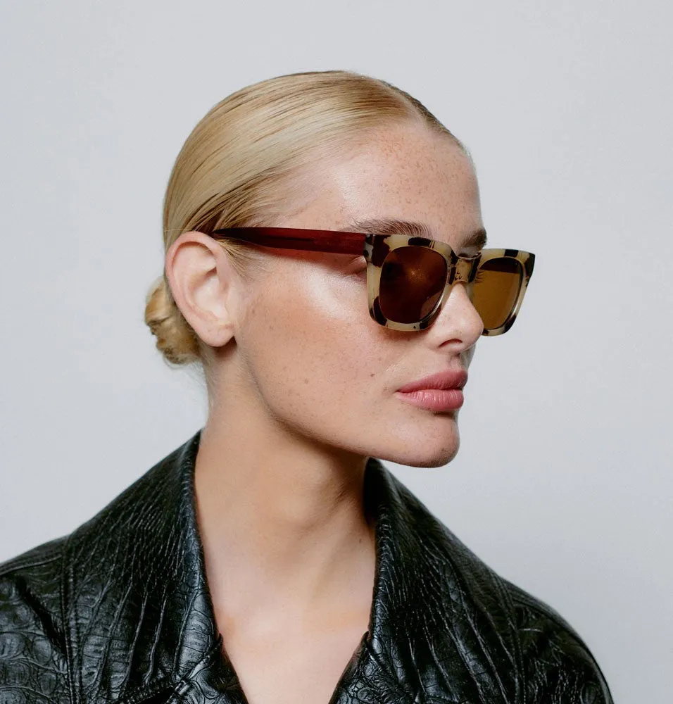 Nancy Hornet Sunglasses