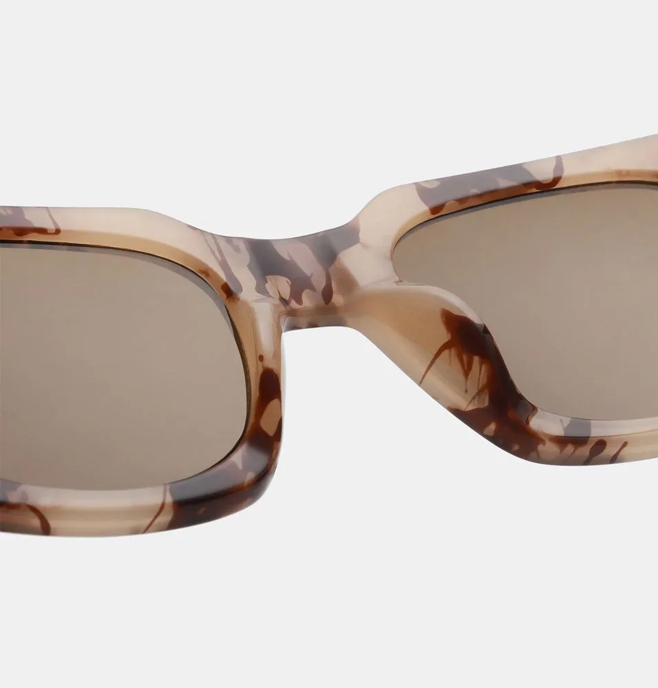 Nancy Hornet Sunglasses