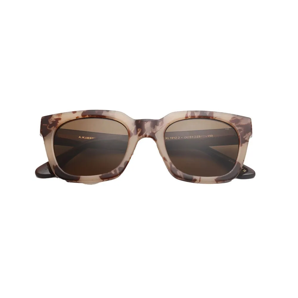 Nancy Hornet Sunglasses