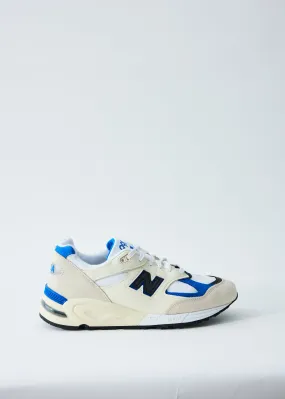 New Balance 990v2 Sneakers