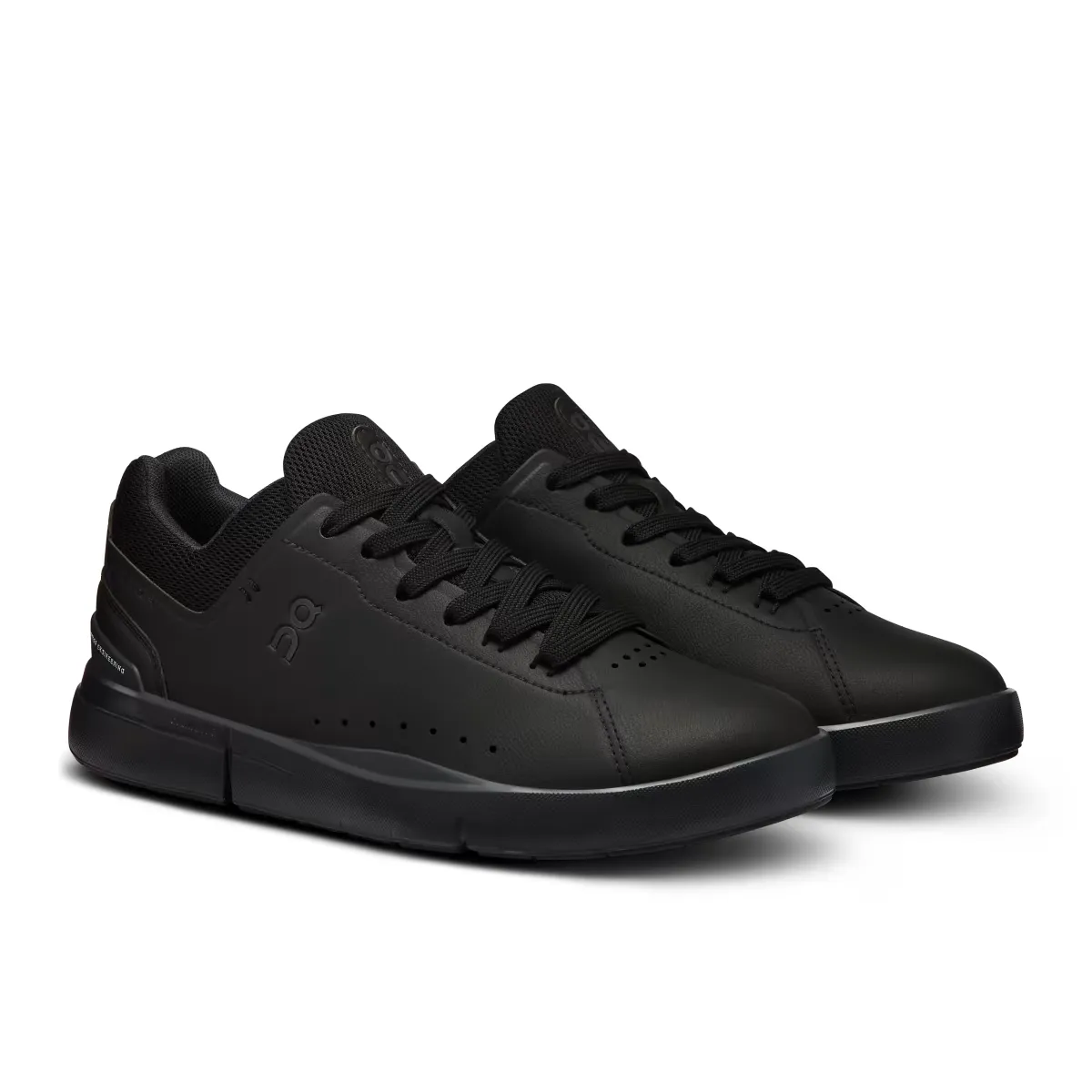 On Running Women's Black Roger Advantage Sneakers