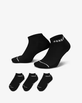 Jordan black no-show socks