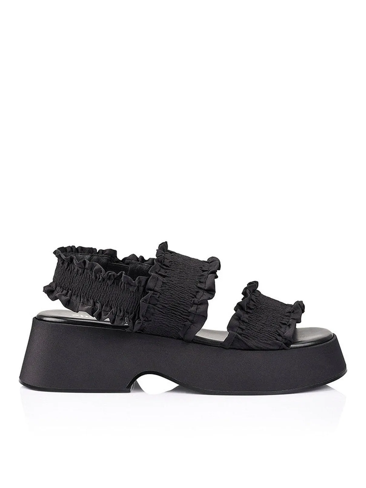 Scarlet Flatform Sandals in Black