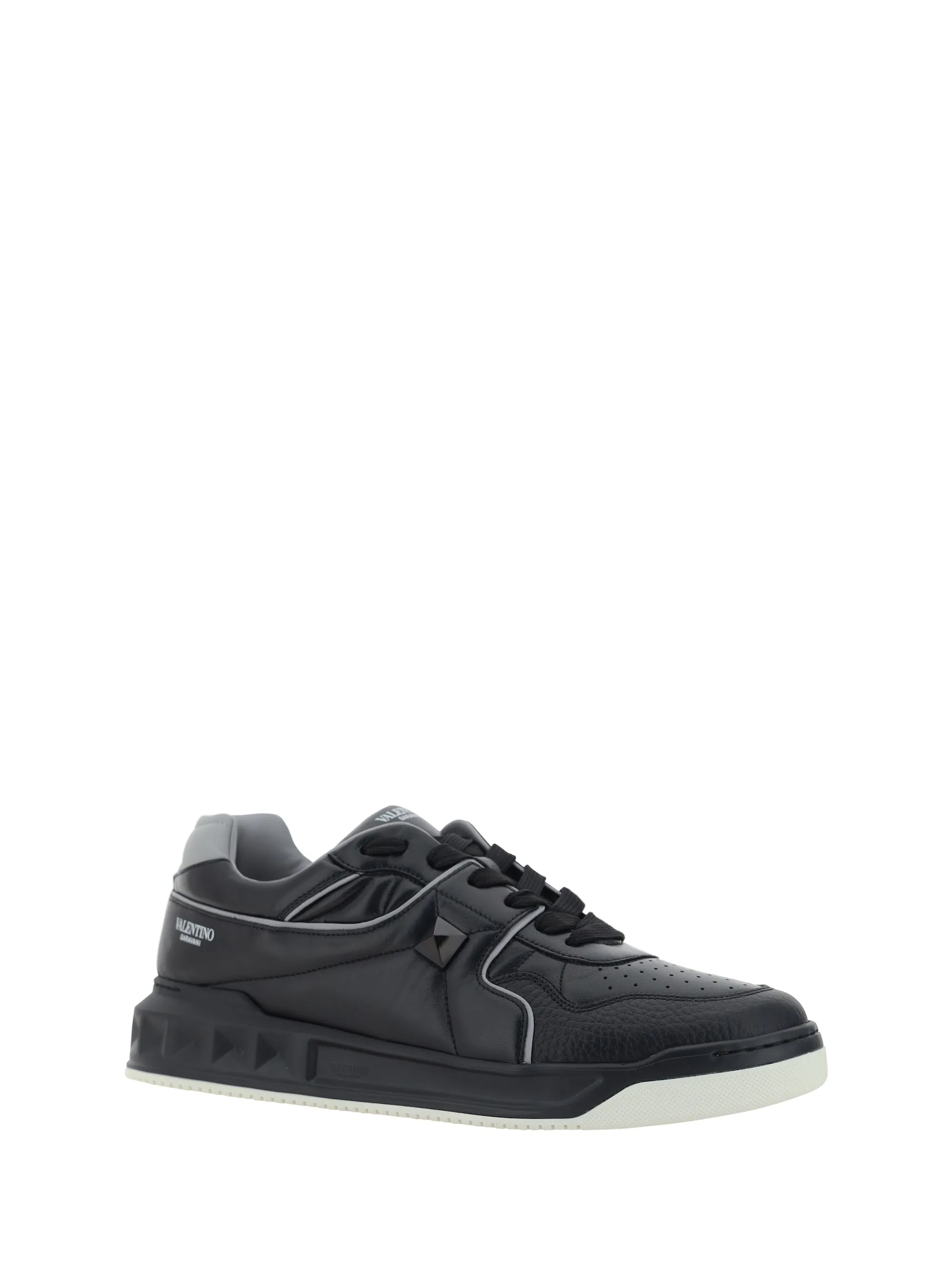 Ladies Sneaker with One Stud and Nappa/Vit St.Alce/M