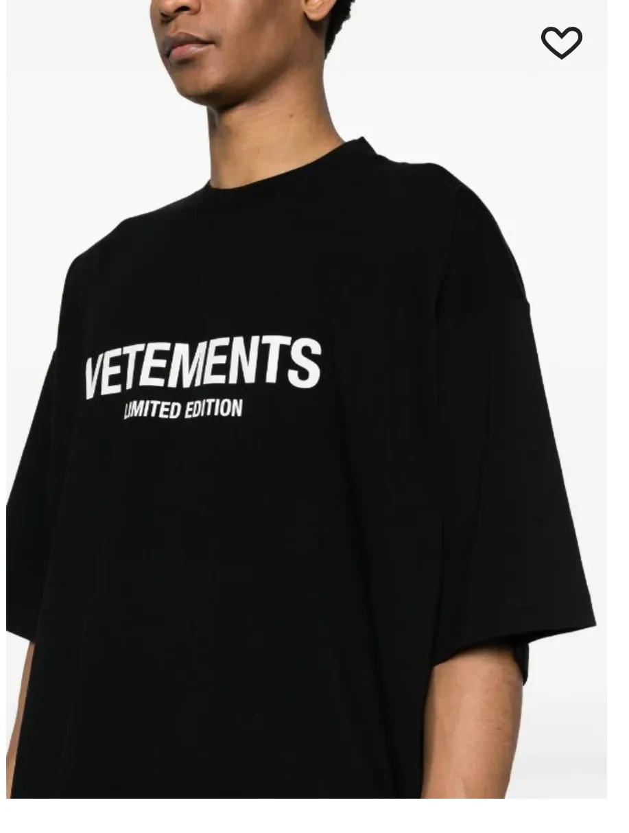 VETEMENTS Street Style T-Shirts