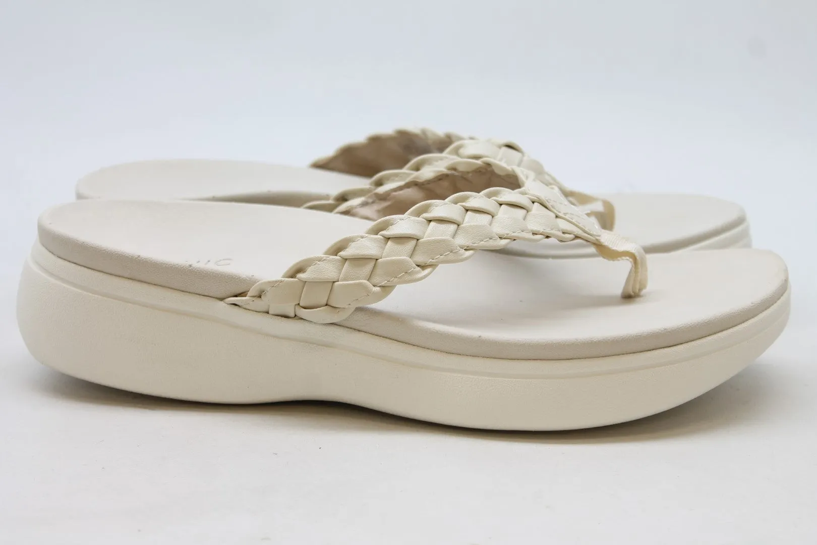 Vionic Kenji Womens Sandals Floor Sample