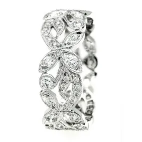 Filligree Ring with White Gold and Diamond